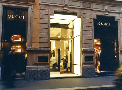 negozi in lecce che vendono gucci|negozi gucci usati.